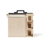 KIDS CONCEPT. Ξύλινο Κουκλόσπιτο με Φιγούρες και Έπιπλα (φυσικό)