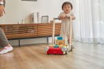 Plan Toys. Περπατούρα αυτοκίνητo