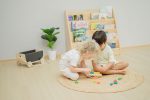 Plan Toys. Ξύλινο παιχνίδι ισορροπίας με φορτίο