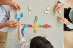 Plan Toys. Ντόμινο με συναισθήματα