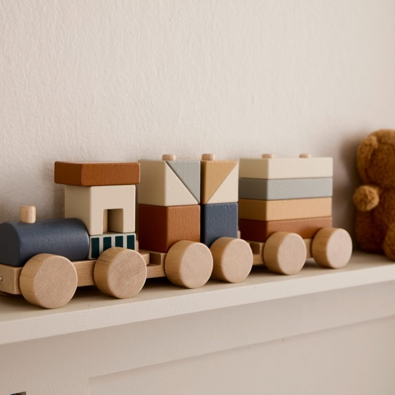 KIDS CONCEPT. Ξύλινο Τρενάκι Με Τουβλάκια Ταξινόμησης