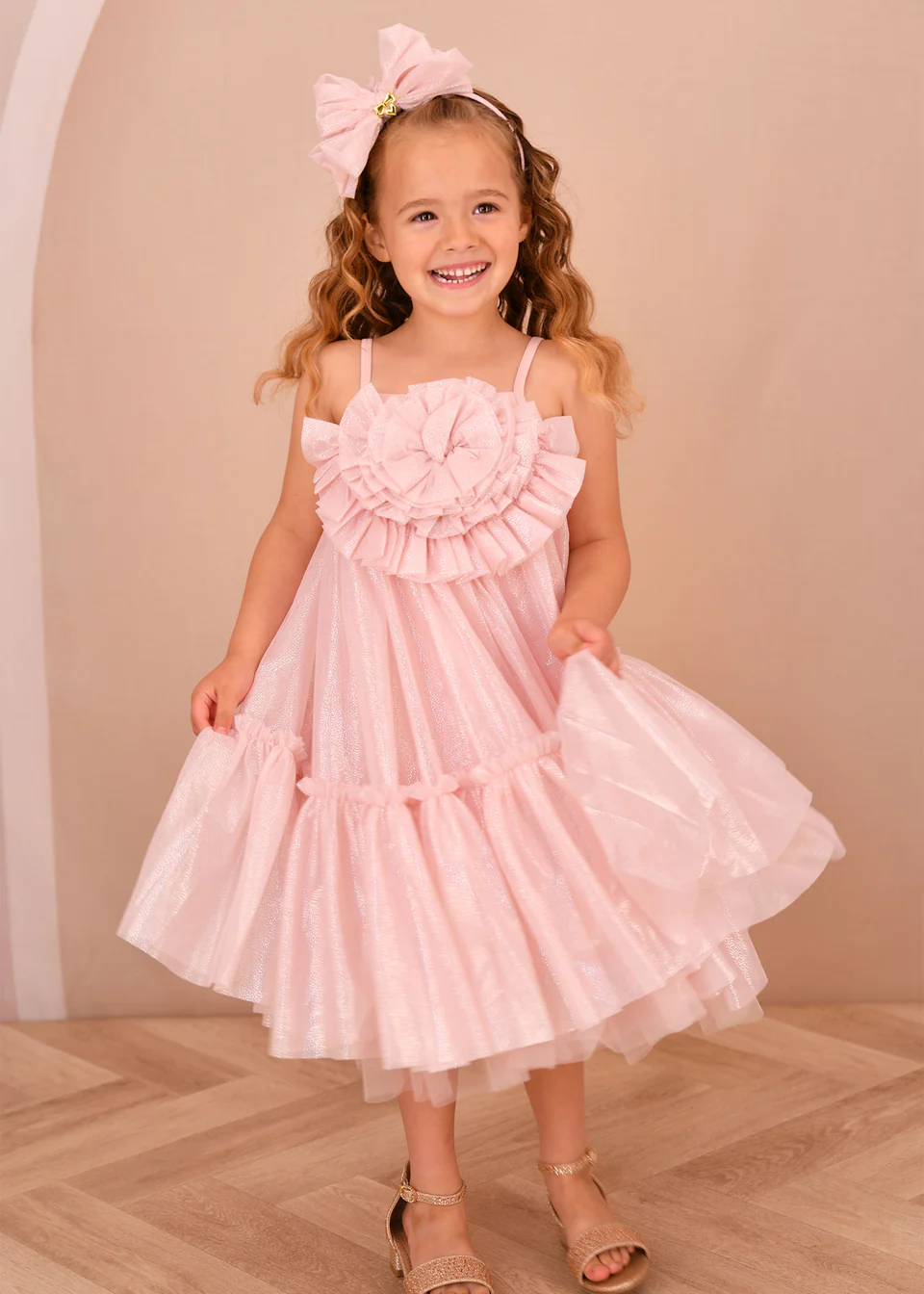 Rosheen_Dress_Sweet.Blush_Lifestyle_1