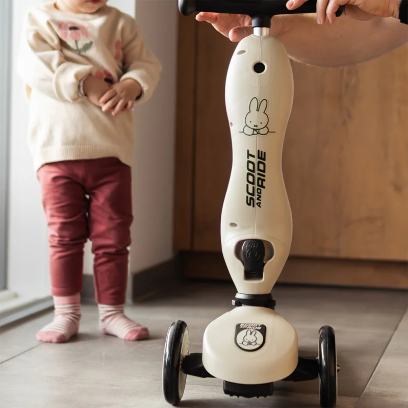 Scoot & Ride Παιδικό Πατίνι Highwaykick 1 Push and Go Τρίτροχο Με Κάθισμα Για 1-5 Ετών Miffy
